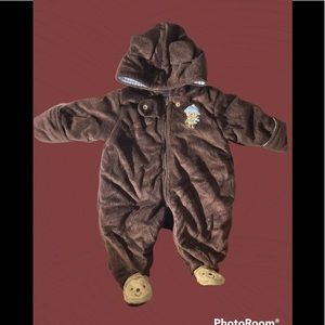 🐻Cute & Cozy New Born (5-8 Pounds) onesie 🐻